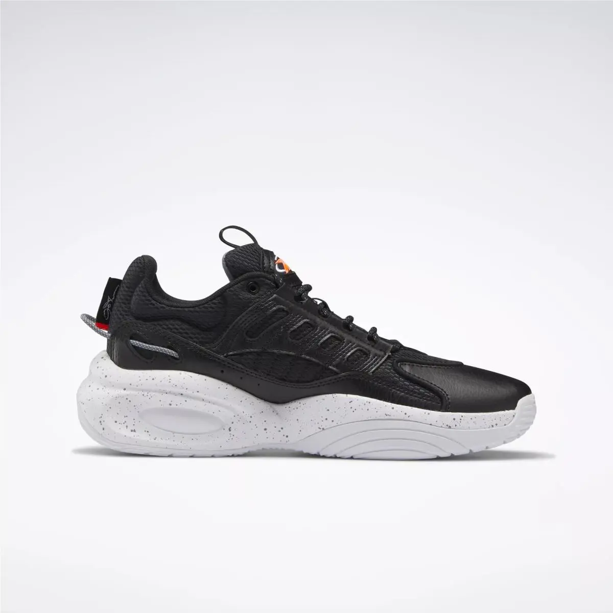 Reebok shoes - Cblack/Ftwwht/Orgfla 1