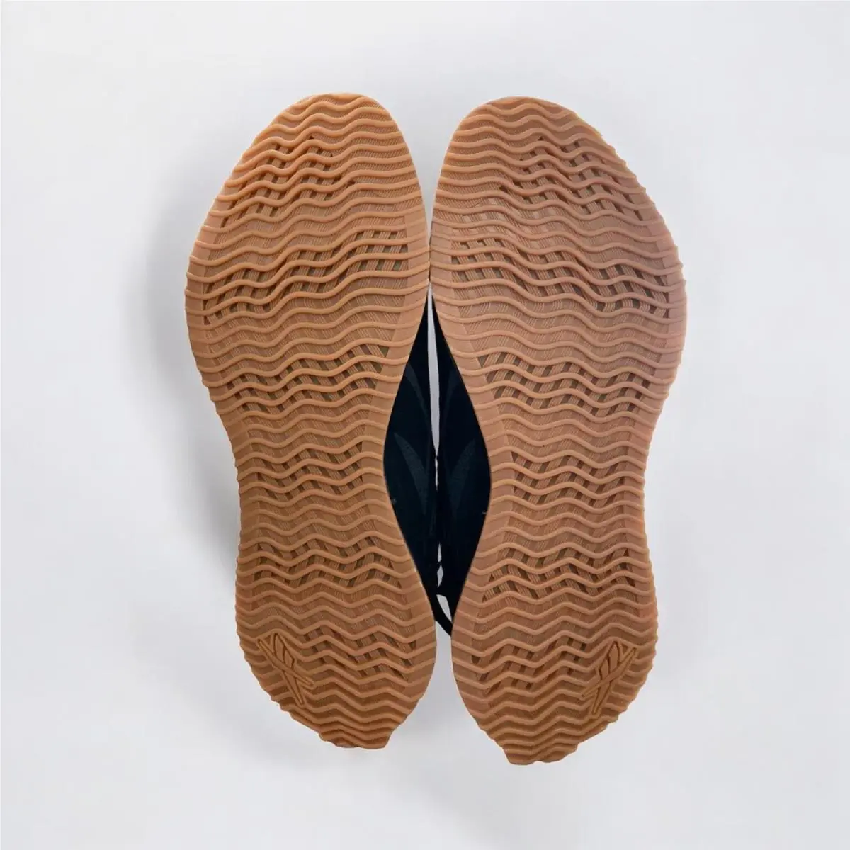 Reebok shoes - BLACK/BLACK/GUM 3