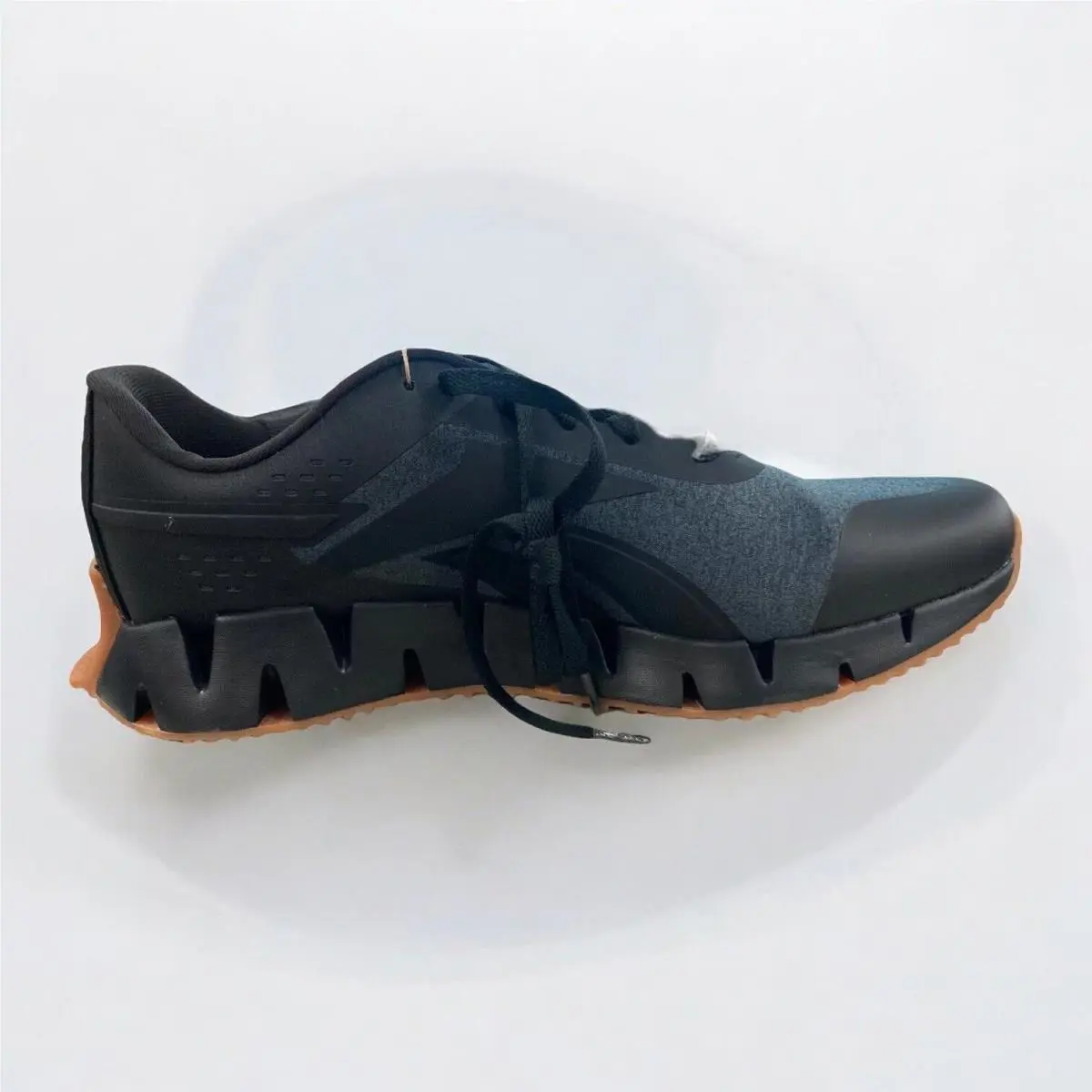 Reebok shoes - BLACK/BLACK/GUM 6