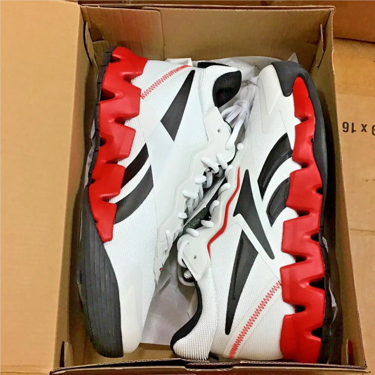 Reebok shoes - Reebok Zig Encore - Zig Encore - GW2231 100044058 - White 12