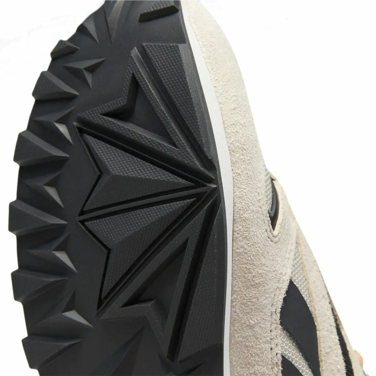 Reebok shoes - Beige 12