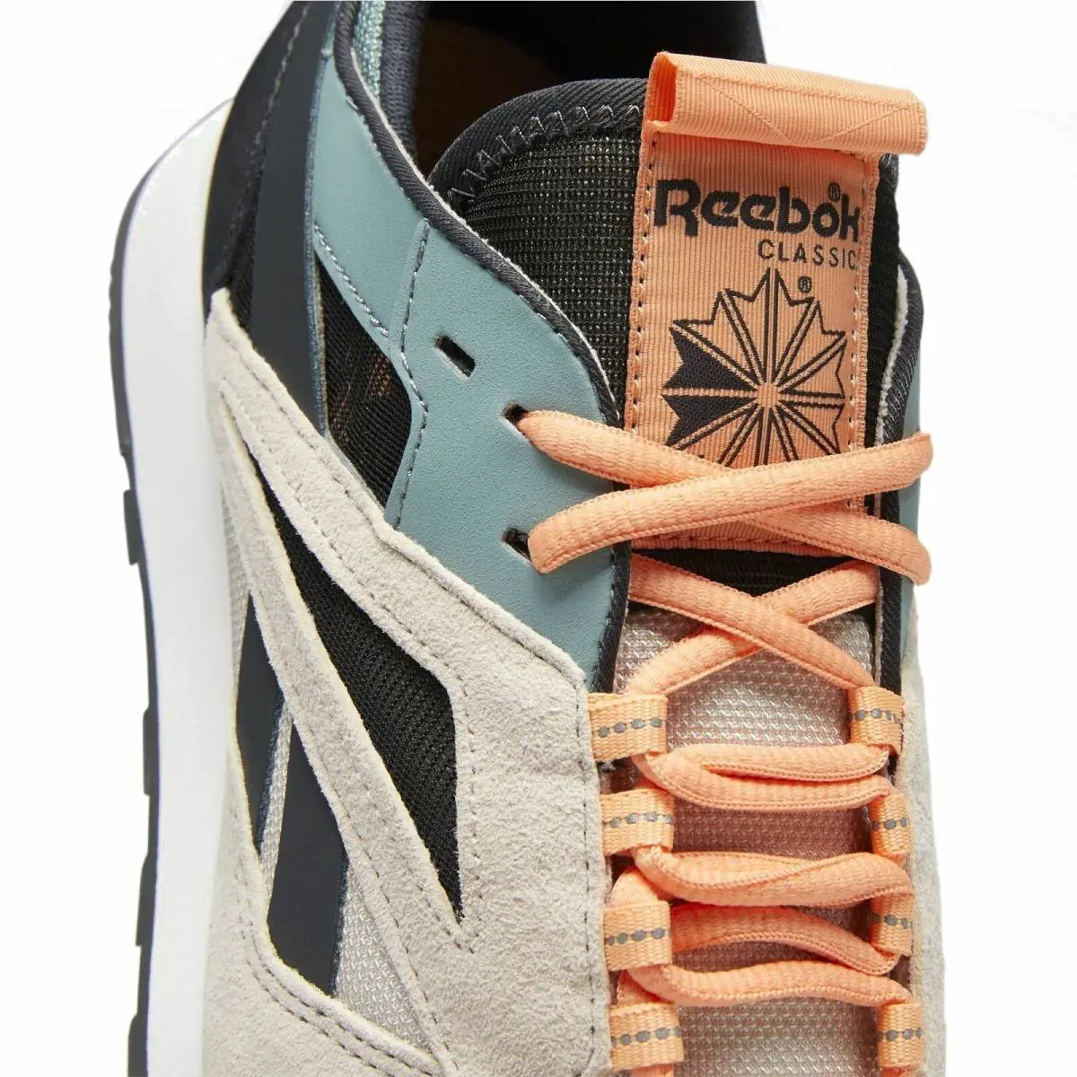 Reebok shoes - Beige 13