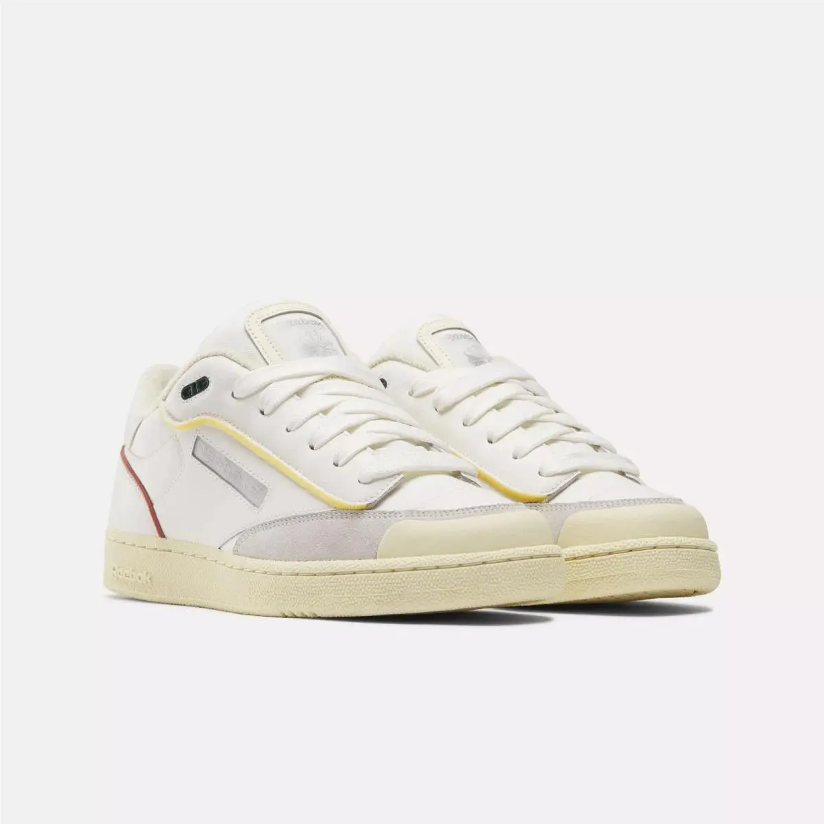 Reebok shoes - Chalk/Chalk/Weatheredwhite 5
