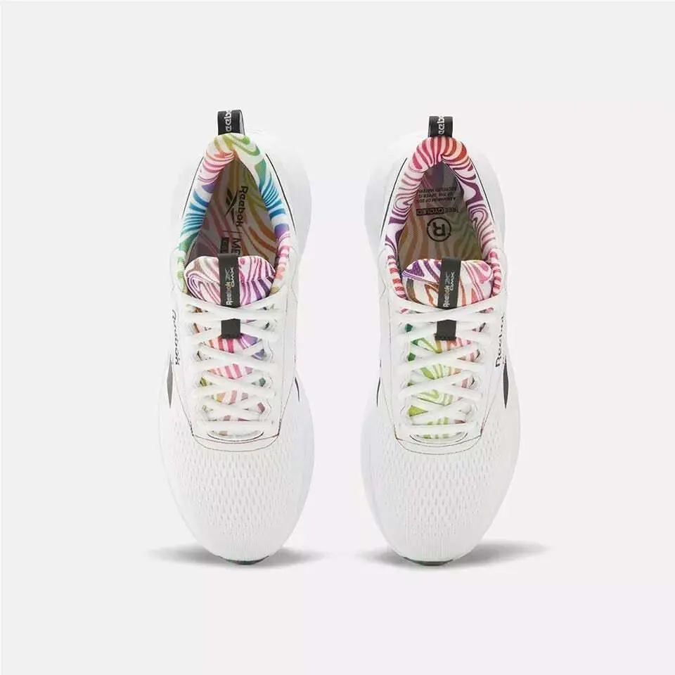Reebok shoes - Ftwwht/Black/Stiyel 2