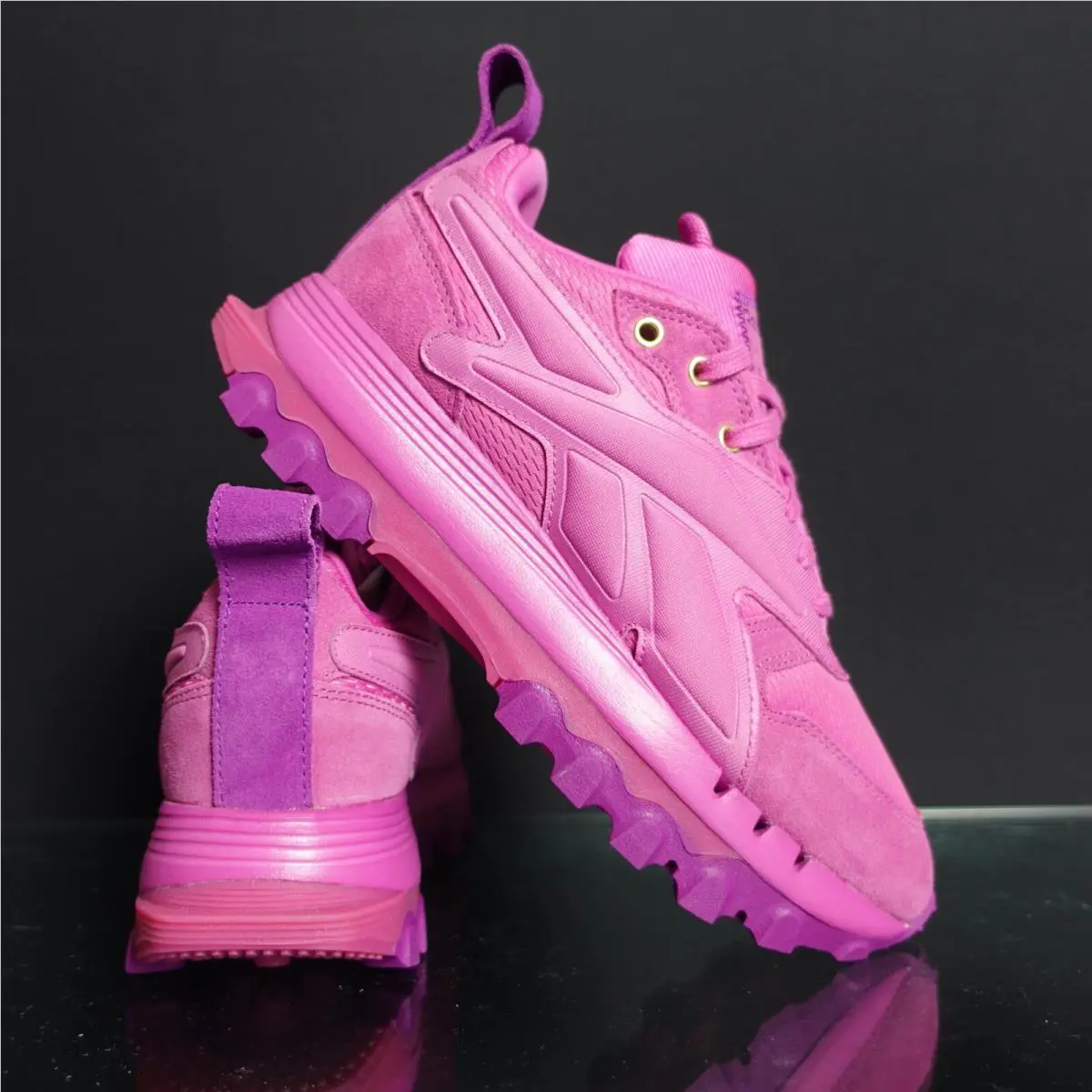 Reebok shoes - Reebok Classic Leather Cardi B V2 - Pink 5