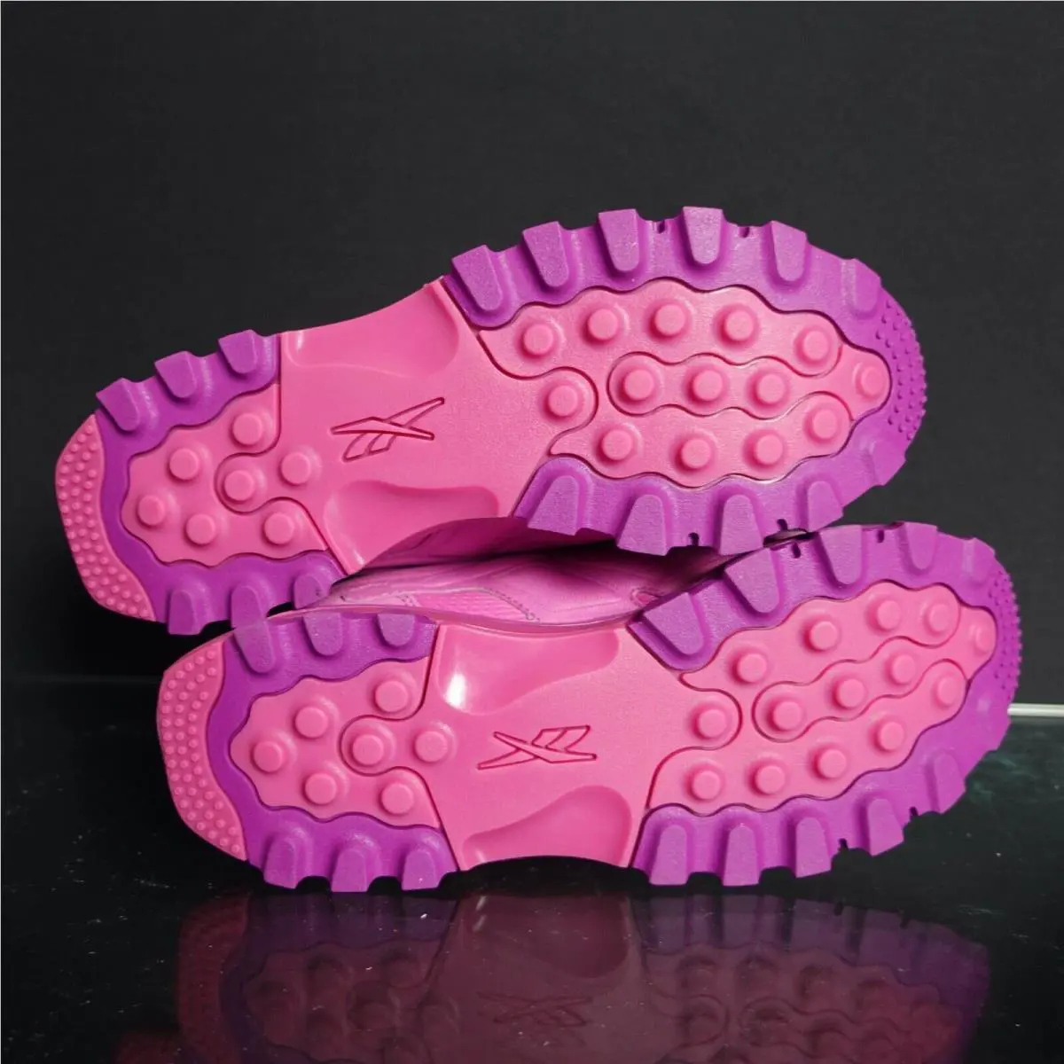 Reebok shoes - Reebok Classic Leather Cardi B V2 - Pink 6