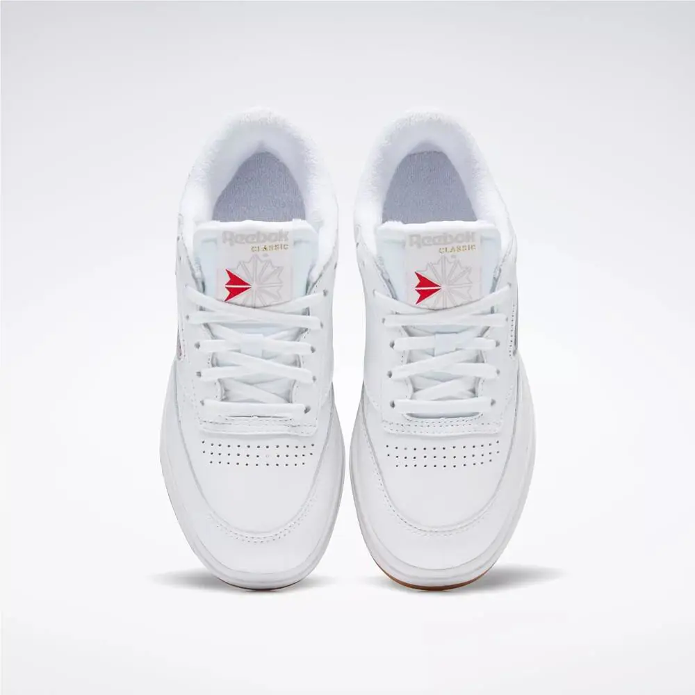 Reebok shoes - White 18