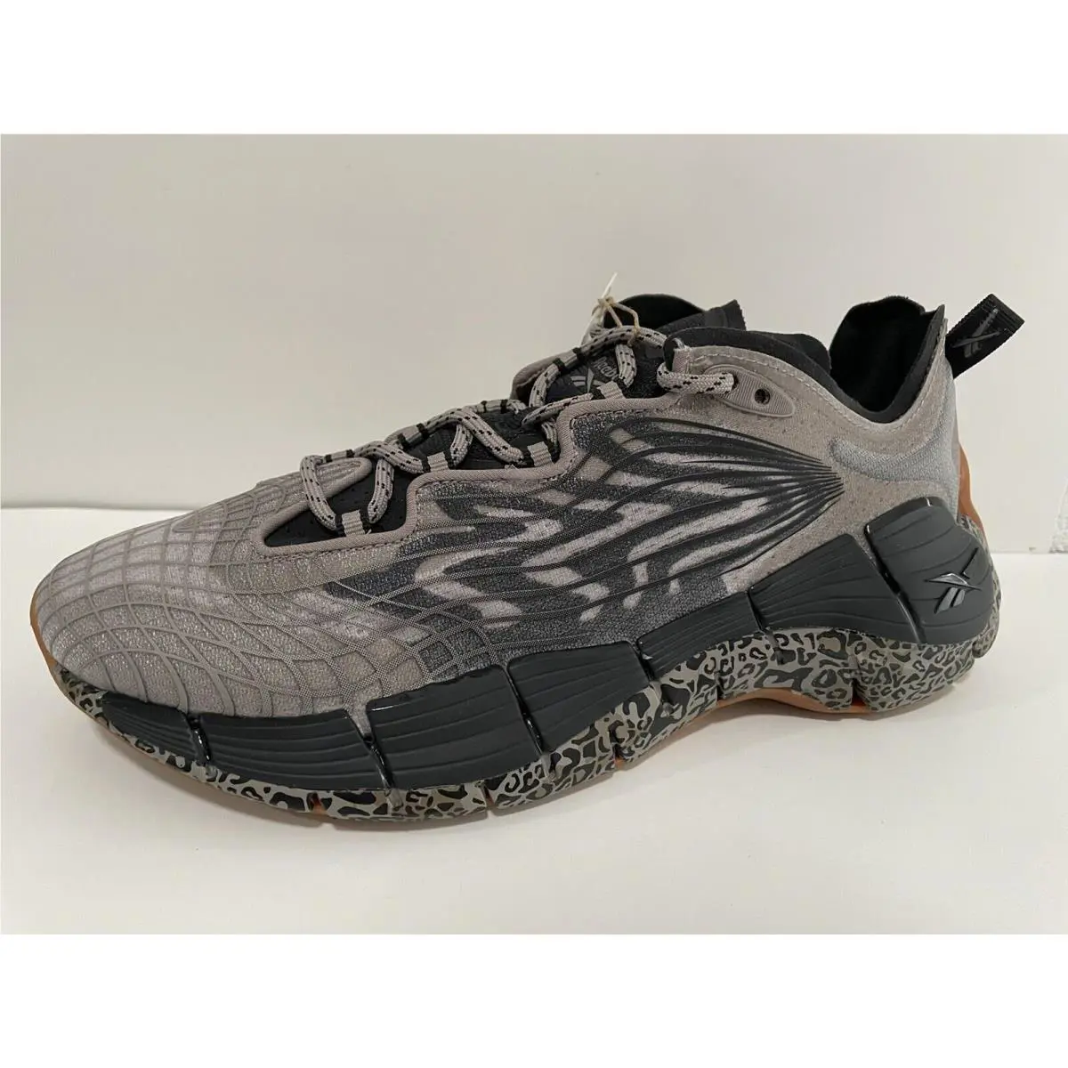 Reebok shoes - Reebok Zig Kinetica - Zig Kinetica - FY7061 - Black 8