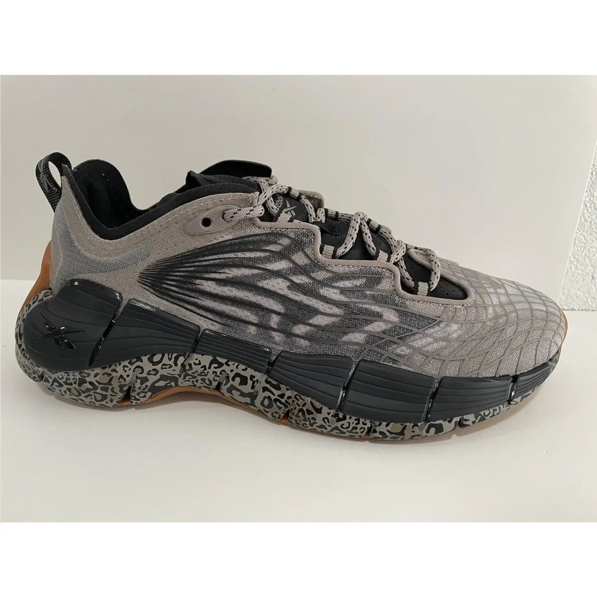 Reebok shoes - Reebok Zig Kinetica - Zig Kinetica - FY7061 - Black 10