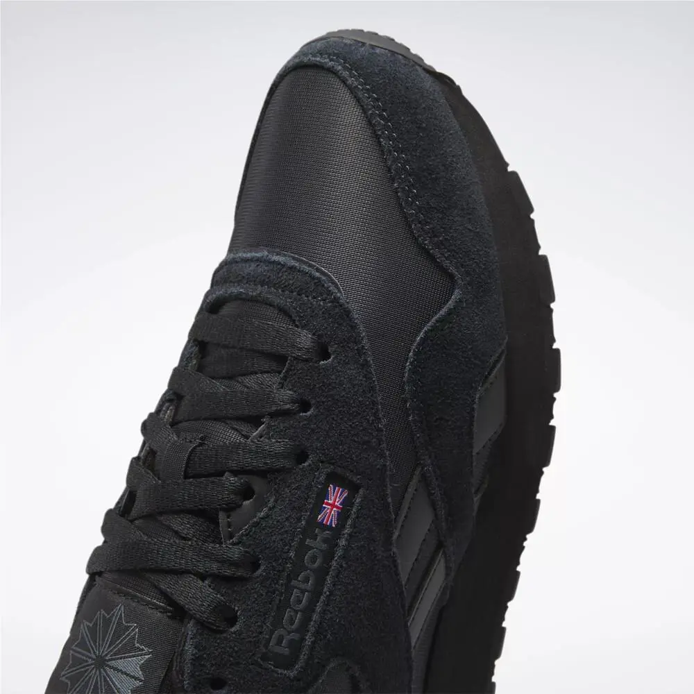 Reebok shoes - Vector Navy 7