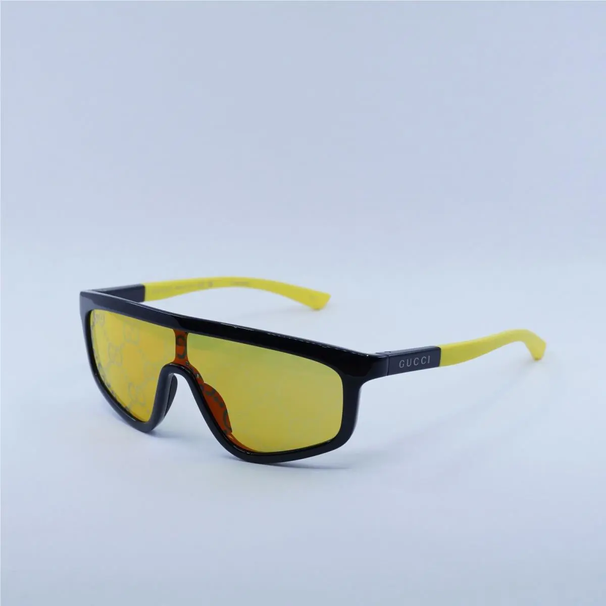 Gucci GG1736S 004 Black/yellow/yellow with GG Pattern Mirror 99-1-145