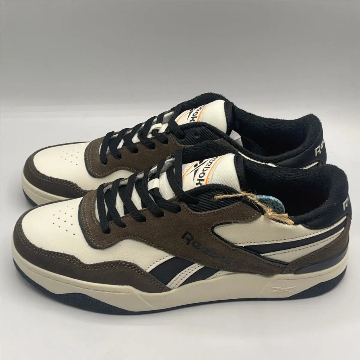 Reebok shoes - Reebok Reebok Classic - Classic - Reebok Court Advance - Brown 0