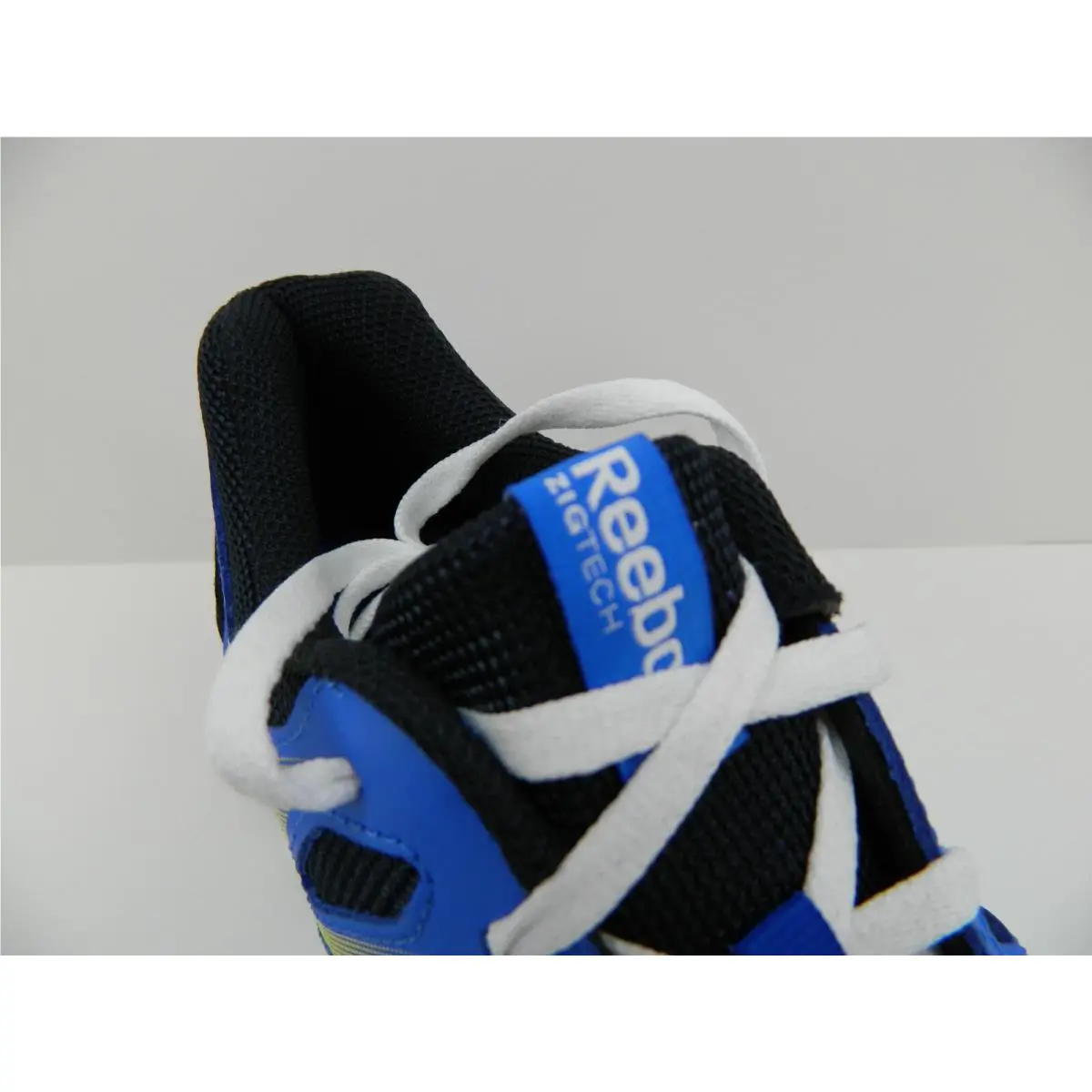 Reebok shoes - Reebok Zig Kick Tahoe Road II - Blue 4