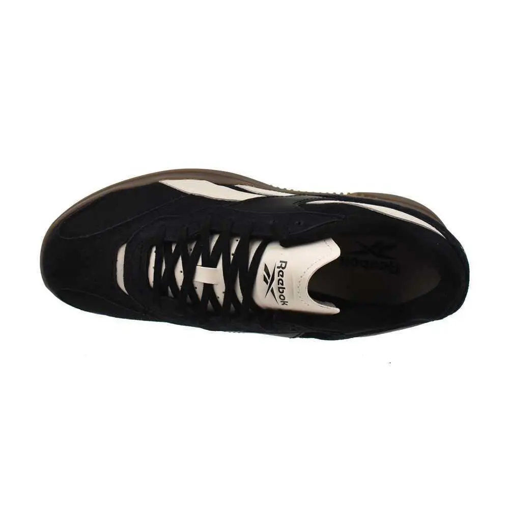 Reebok shoes - Black/Chalk/Gum 3