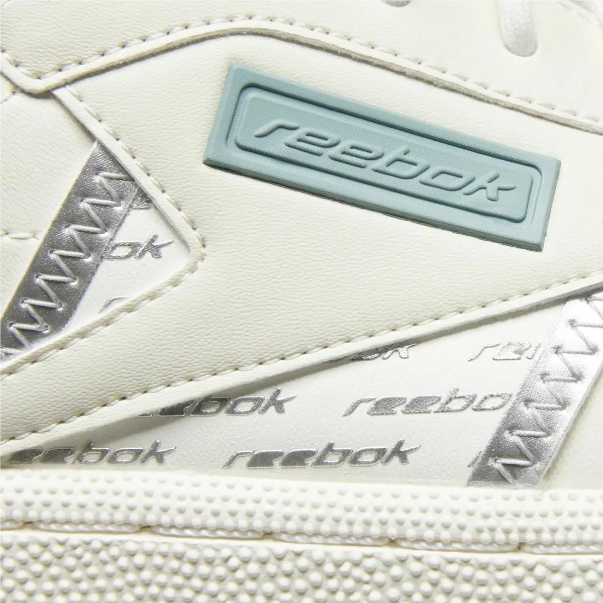 Reebok shoes - White 16