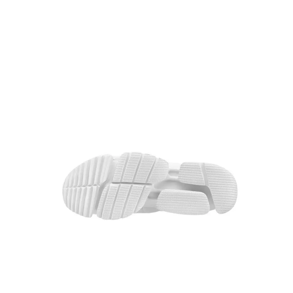 Reebok shoes - White/Blue Move 5