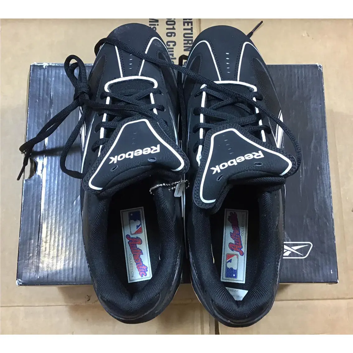 Reebok shoes - Vero III Low M5 - Vero III Low - Baseball cleats - Black 3