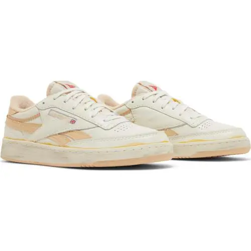 Reebok shoes - Chalk/Weathered Beige/Alabaster 5