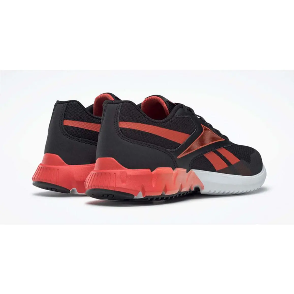 Reebok shoes - Cblack/Dynred/Ftwwht 2