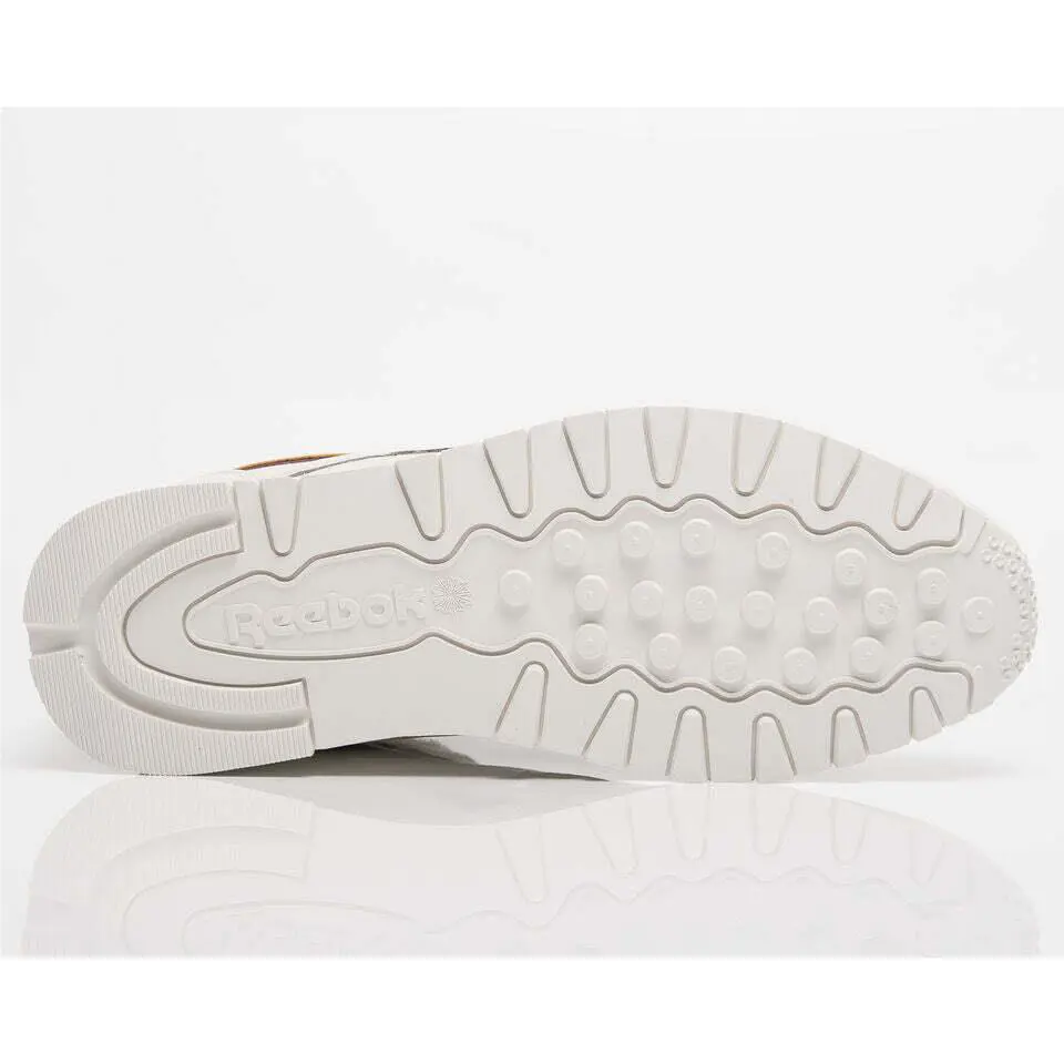 Reebok shoes  - Chalk/Clamar/Retgol 10