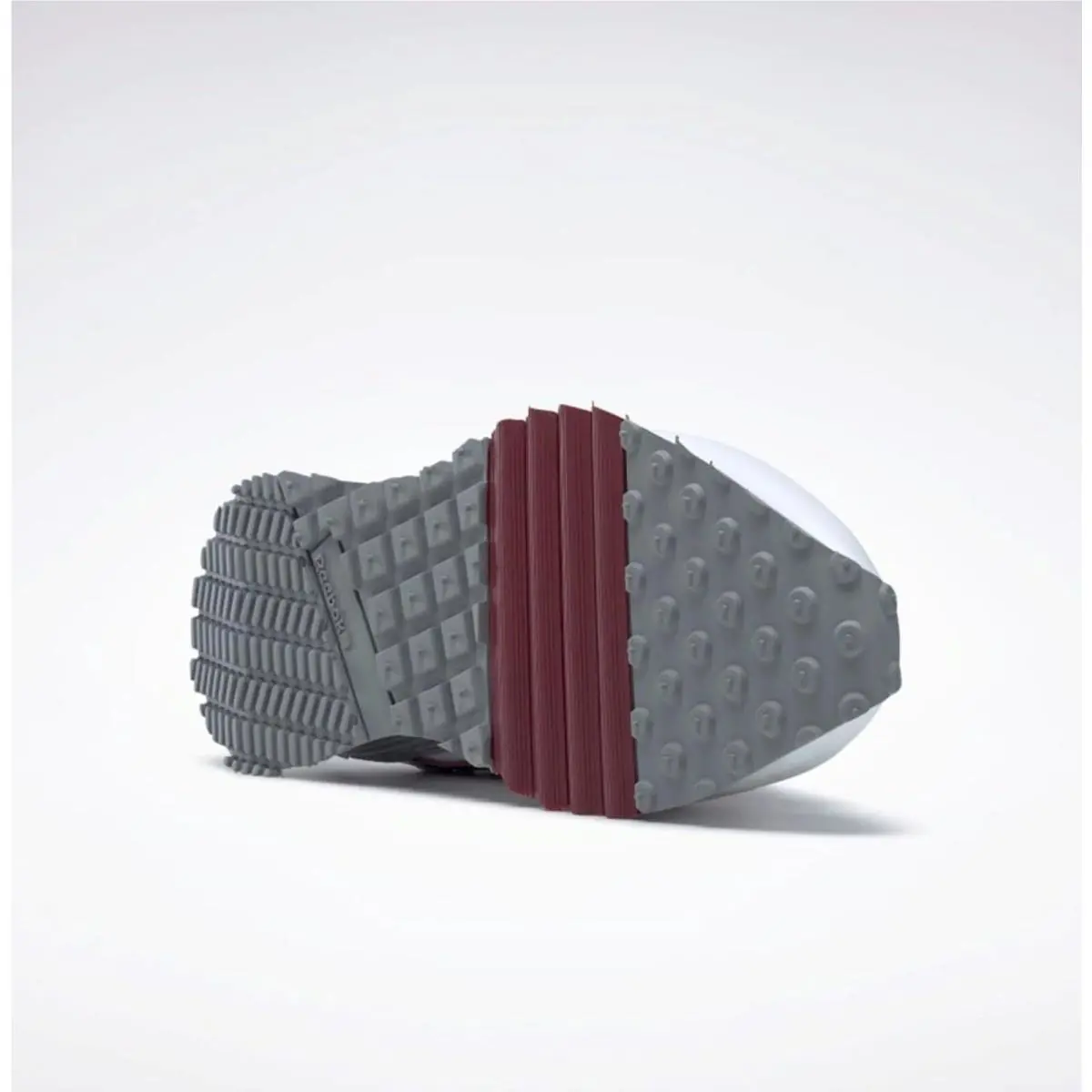 Reebok shoes - Ftwwht/Clabur/Pugry5 8