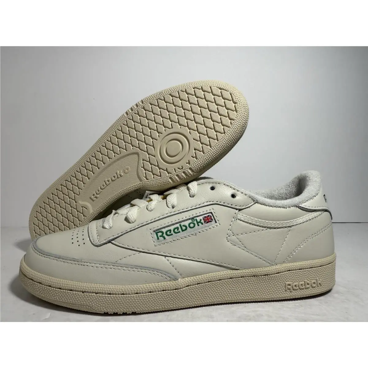 Reebok Club C 85 Chalk Glen Green GX3686 Women`s Size 10 Casual Vintage