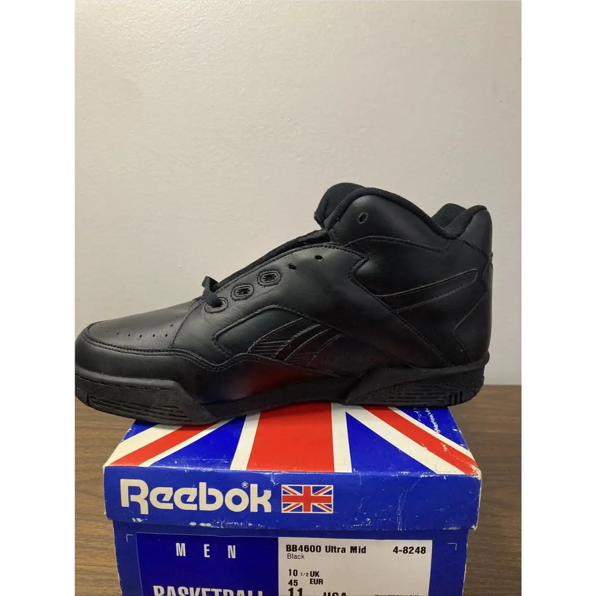 Reebok shoes - Reebok BB4600 - BB4600 - White and gray 8