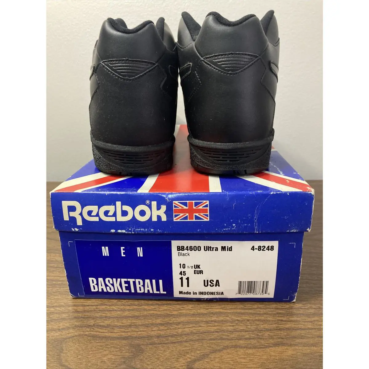 Reebok shoes - Reebok BB4600 - BB4600 - White and gray 3