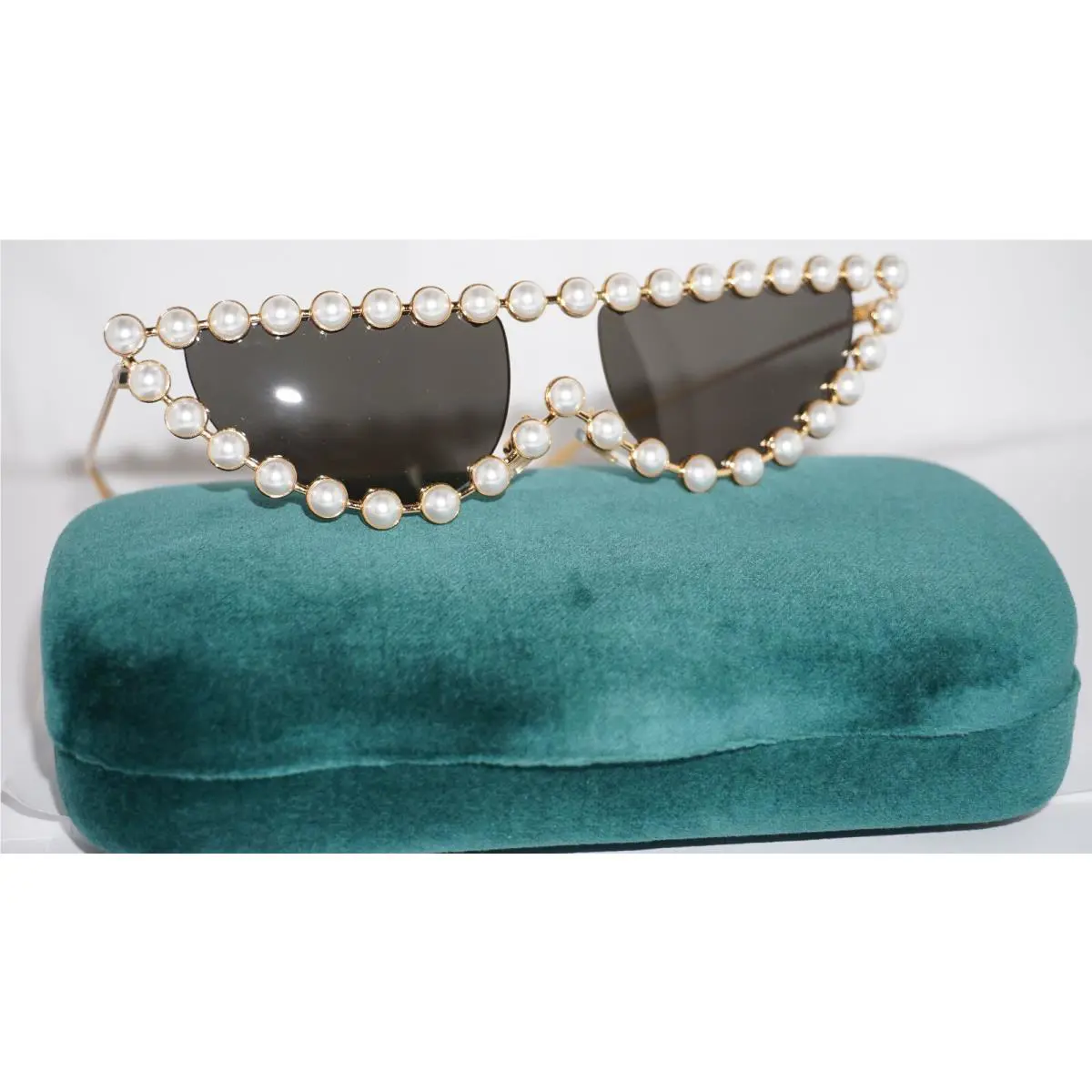 Gucci Sunglasses Limited Pearl Gold Grey GG0364S 004 53 16 140