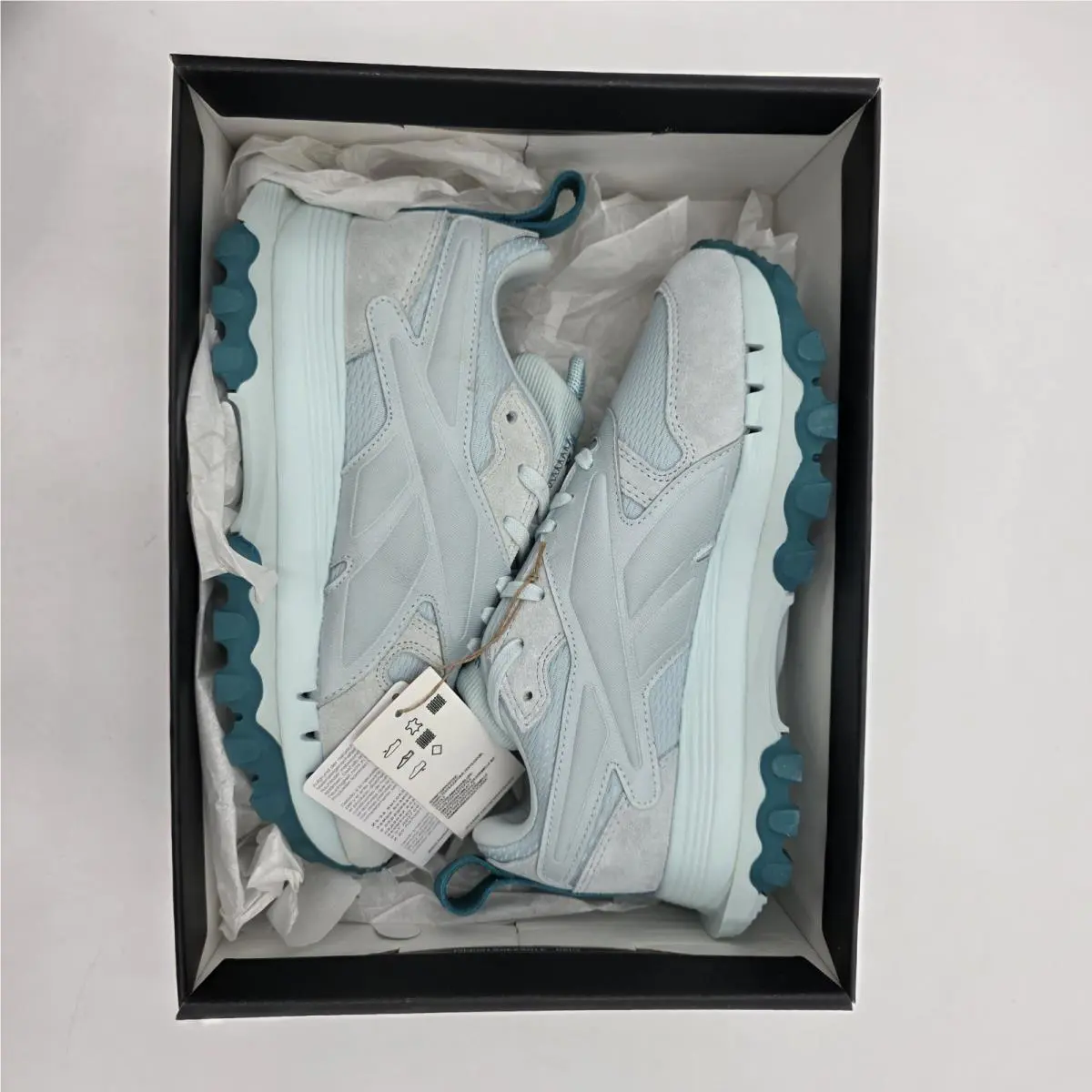 Reebok shoes - Reebok x Cardi B Classic Leather V2 - GW8873 - Whisper Blue 8