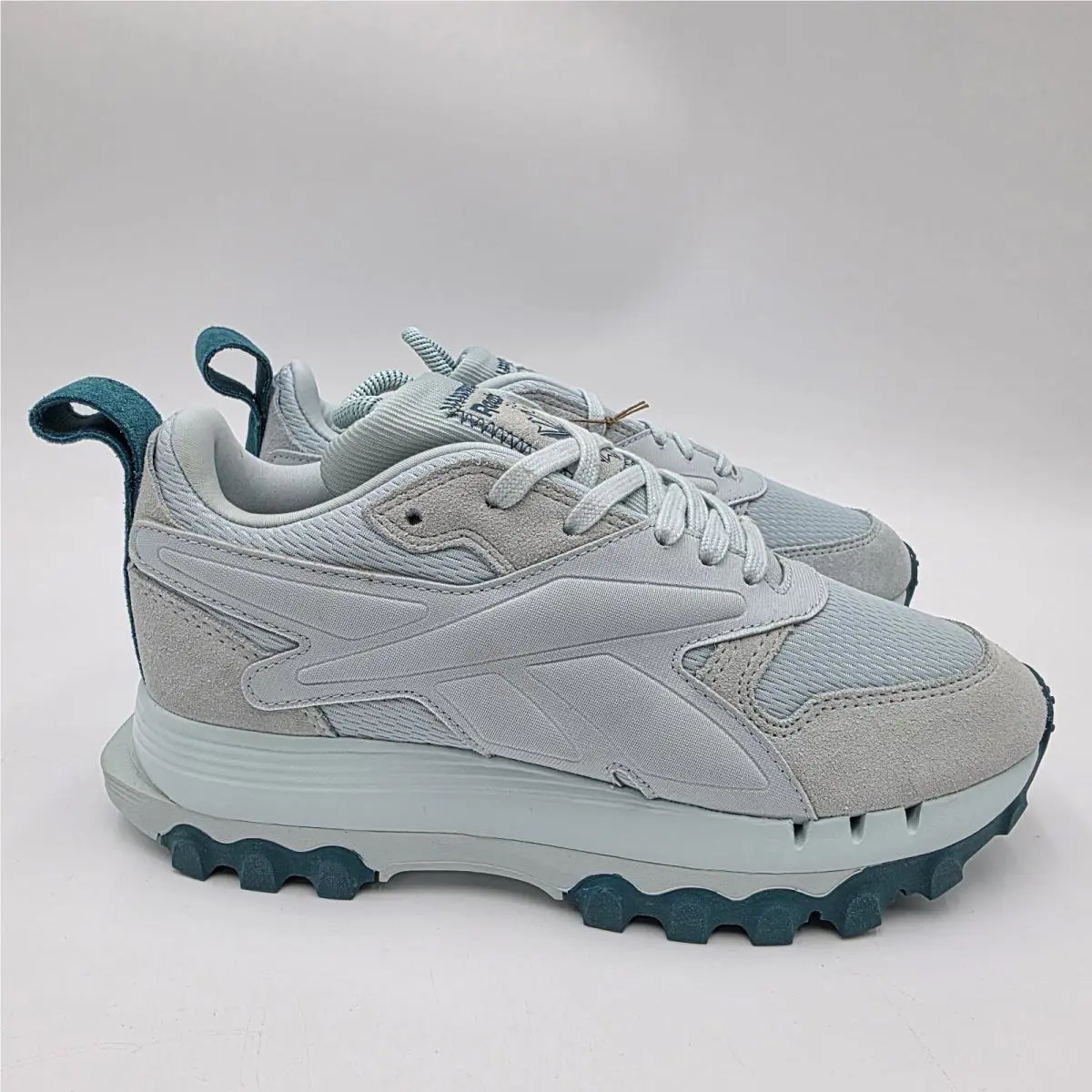 Reebok shoes - Reebok x Cardi B Classic Leather V2 - GW8873 - Whisper Blue 0