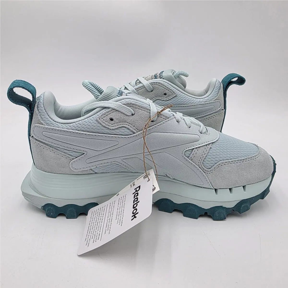 Reebok shoes - Reebok x Cardi B Classic Leather V2 - GW8873 - Whisper Blue 3