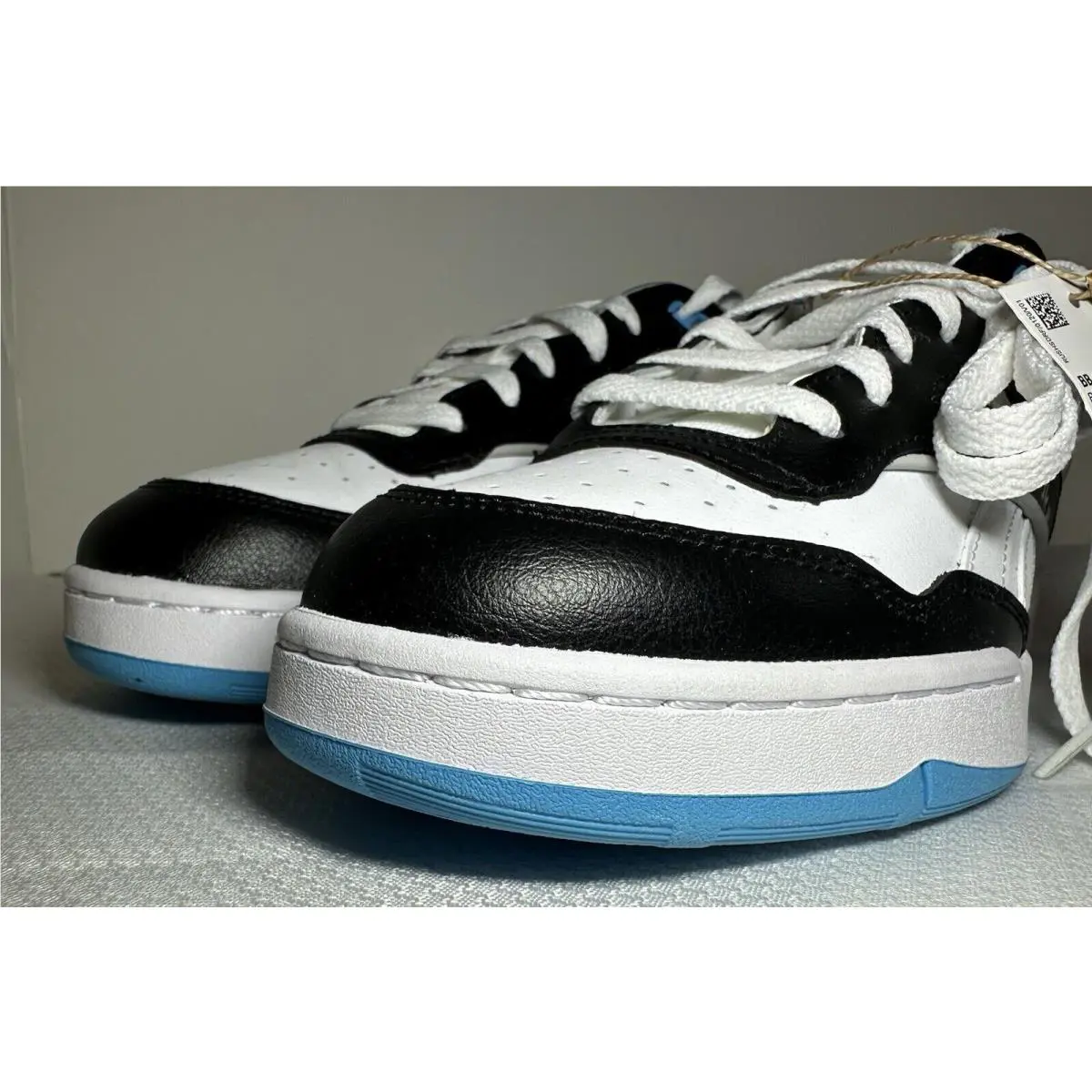 Reebok shoes - Reebok BB 4000 II - IG9953 - Black White & Blue (UPC: 0195745539776) 8
