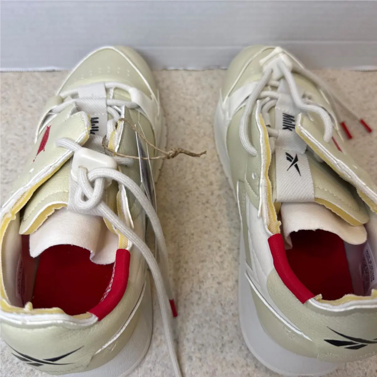 Reebok shoes - Reebok Classic - Classic - IG9802 - Ivory 5