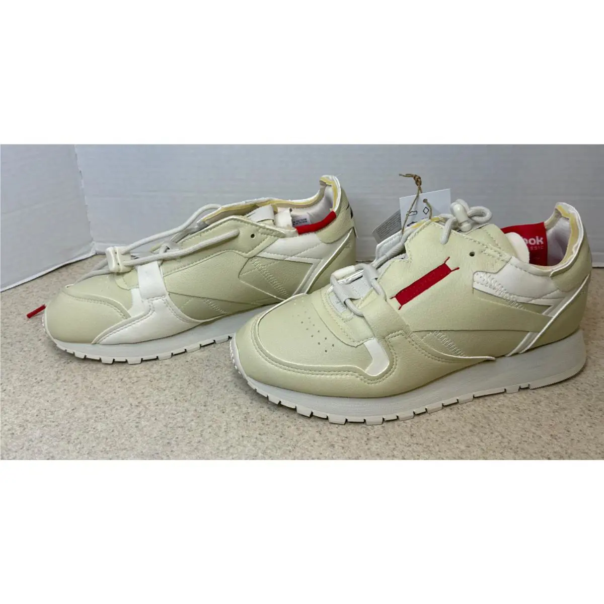 Reebok shoes - Reebok Classic - Classic - IG9802 - Ivory 3