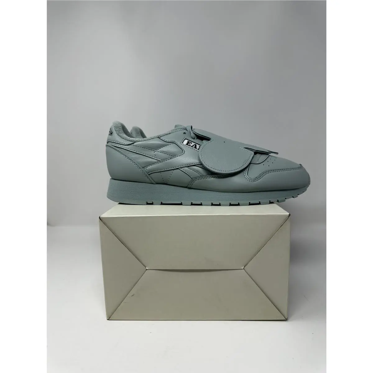 Reebok shoes - Reebok Classic Leather - Classic Leather - GY6385 - Seaside Grey/ Core Black 3