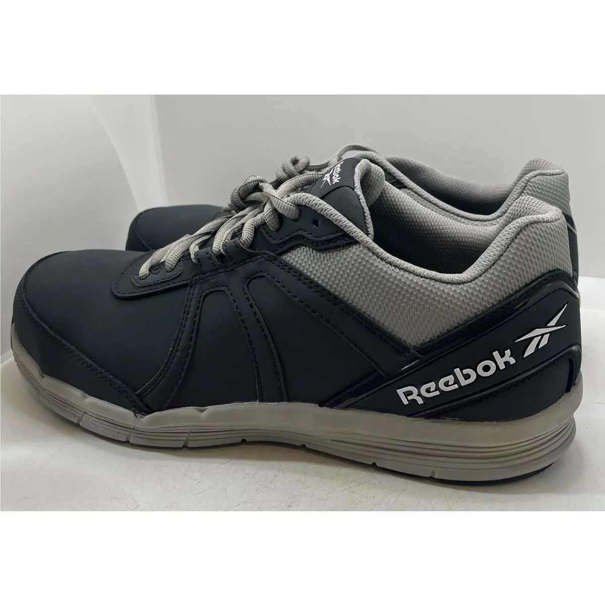 Reebok shoes - Navy (UPC: 690774383036) 7