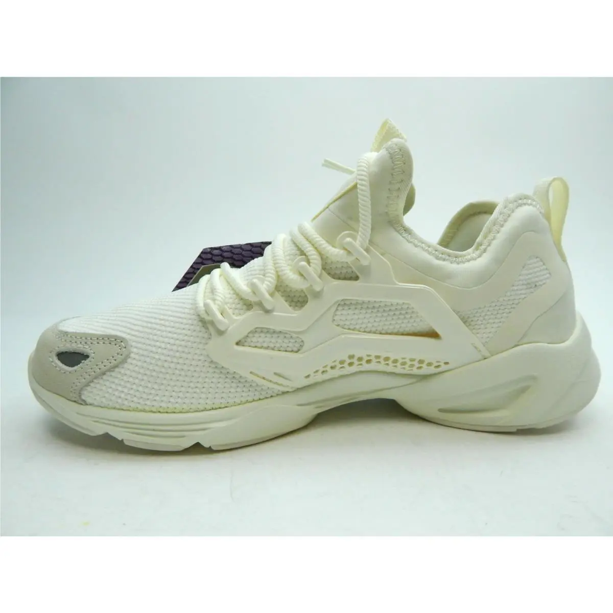 Reebok shoes - WHITE CREAM (UPC: 889138133800) 0