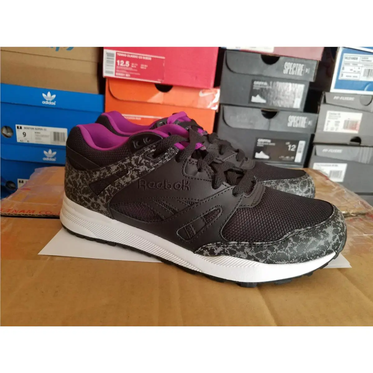 Reebok shoes - Black 1