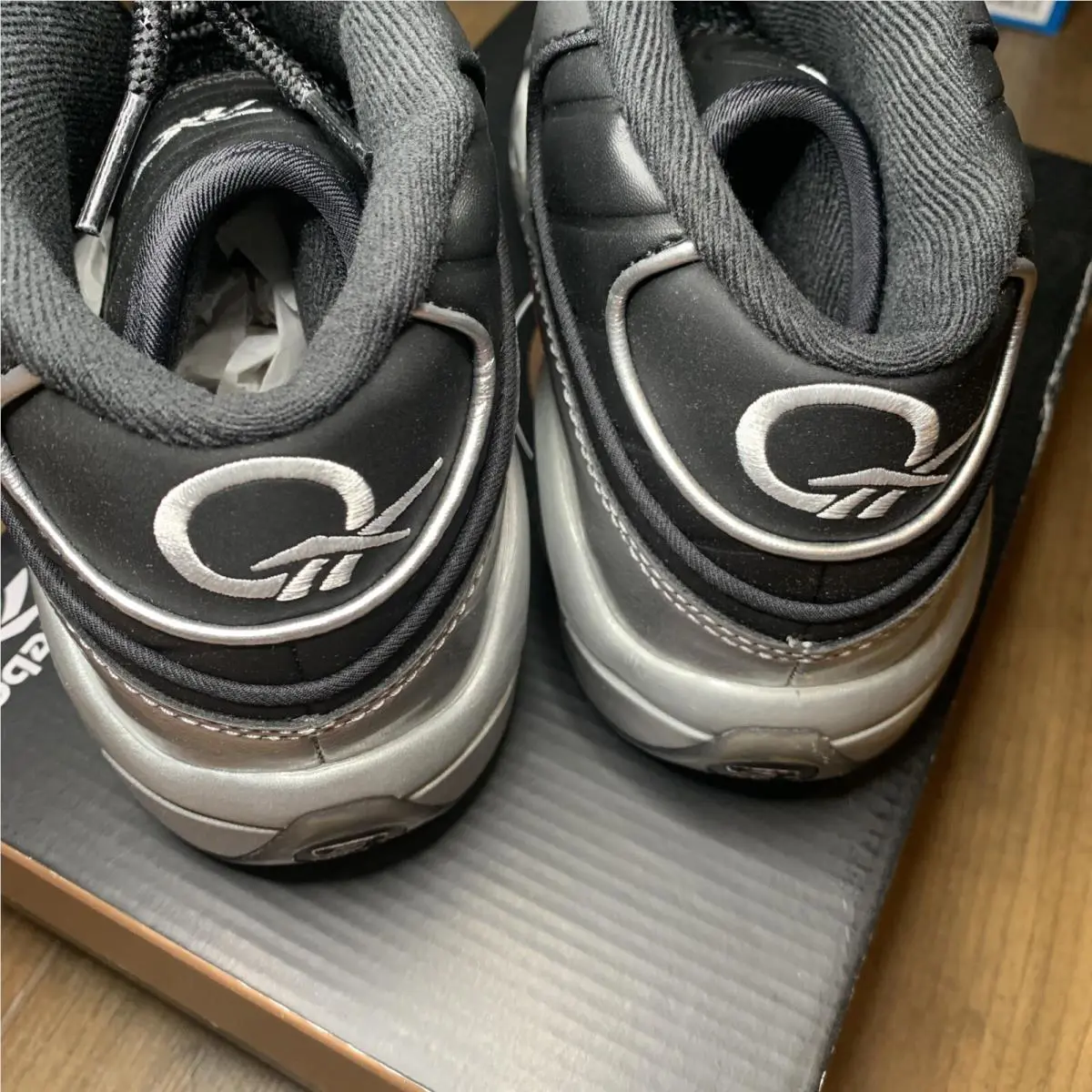 Reebok shoes - black/grey 2