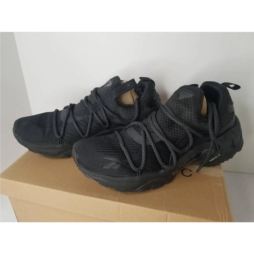 Reebok shoes  - Black, Secondary: Black 2