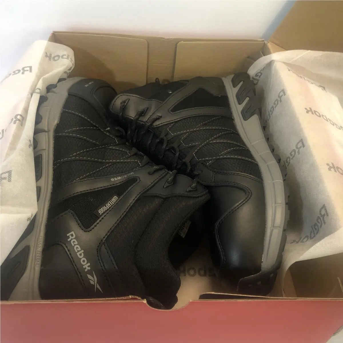 Reebok shoes - Black/Grey 9