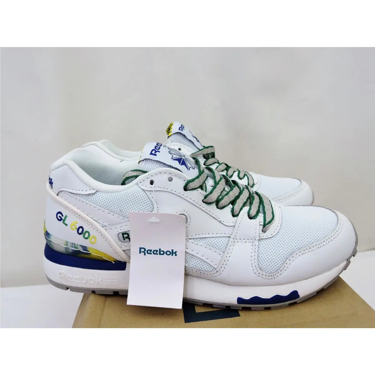 Reebok shoes - GL 6000 - V69405 - White (UPC: 4051937001857) 1