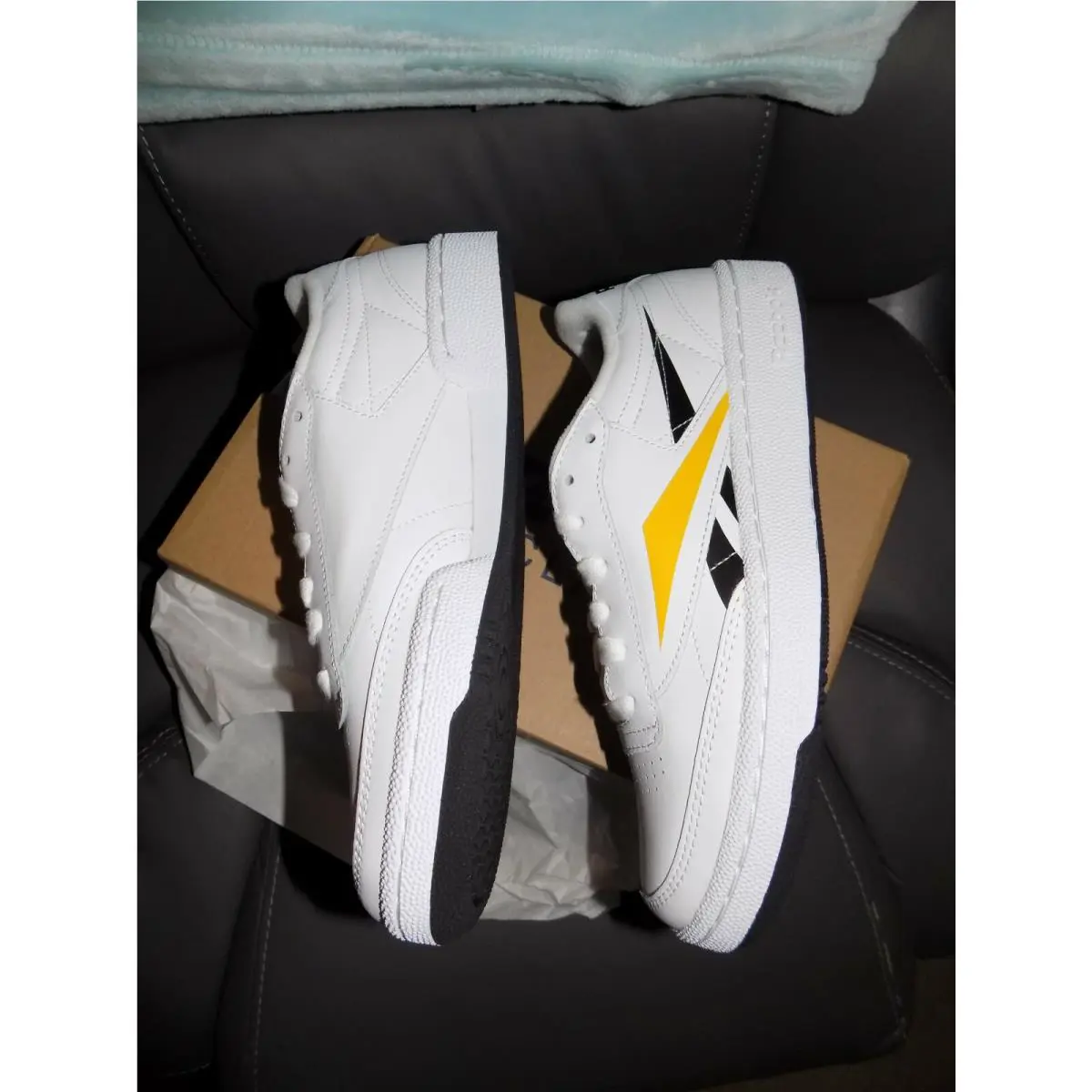 Reebok shoes - Club C 85 MU - Club - EF8839 - White, Manufacturer: White Black Toxic Yellow (UPC: 192617856696) 1
