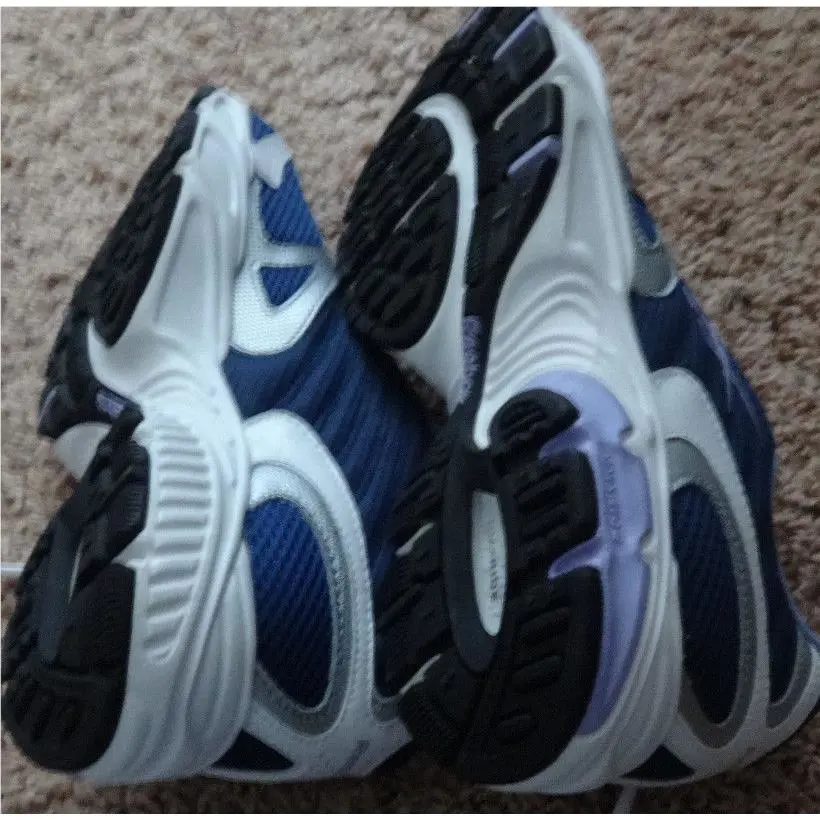Reebok shoes - Multi-Color (UPC: 883618186157) 2