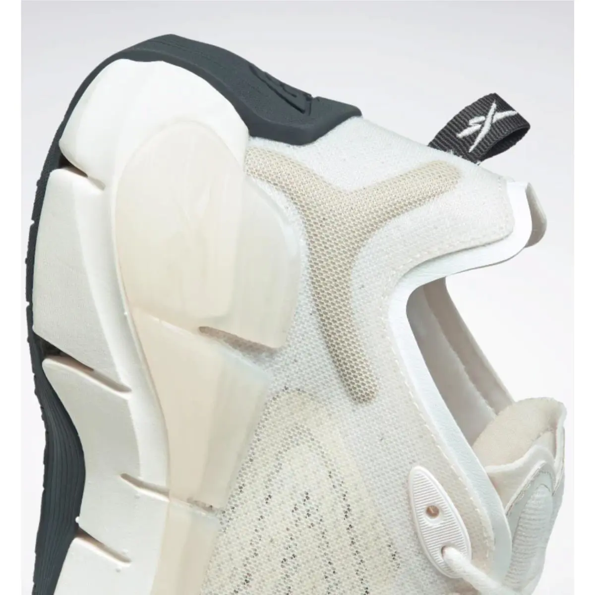 Reebok shoes - Chalk 6