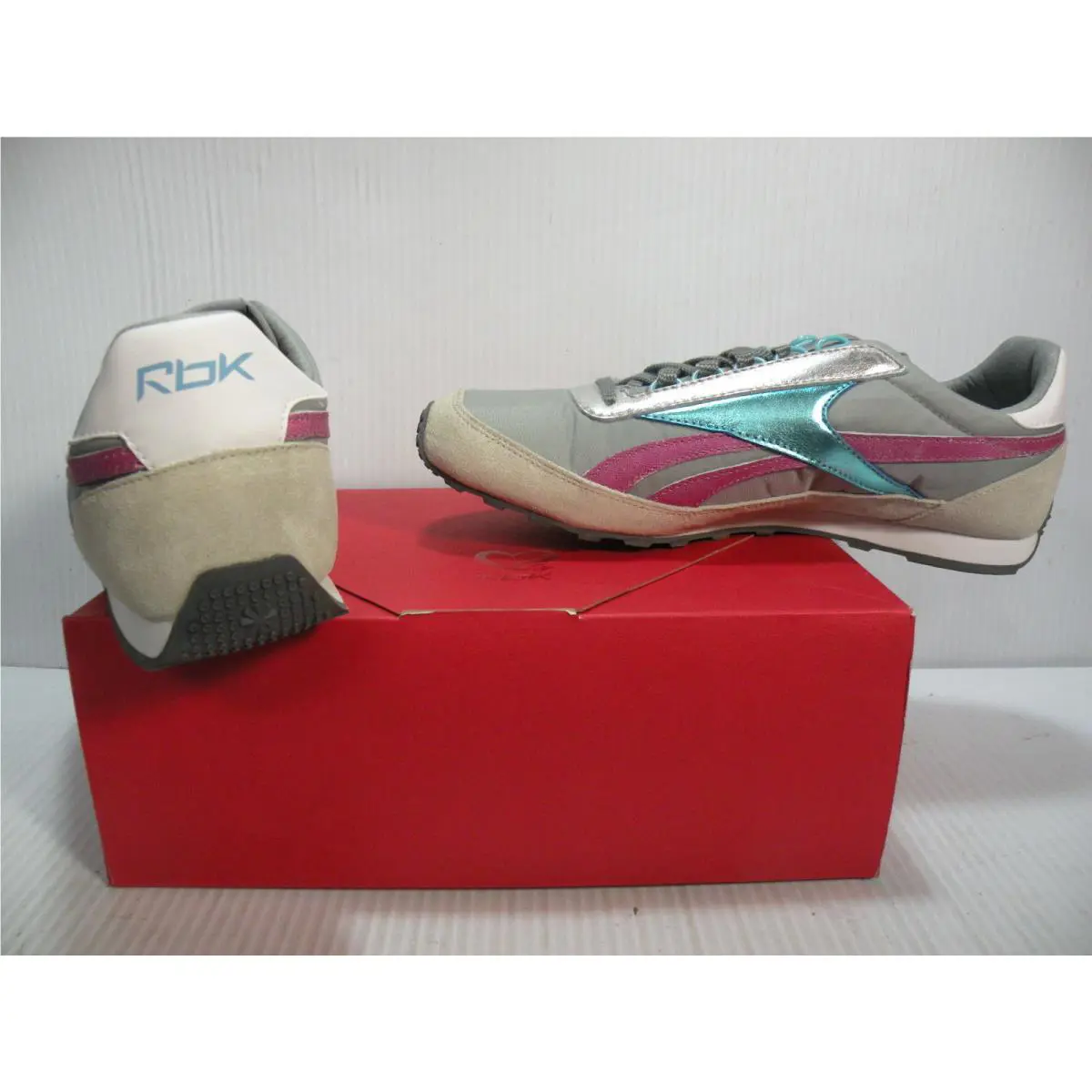 Reebok shoes - GREY/PINK BLUE 1