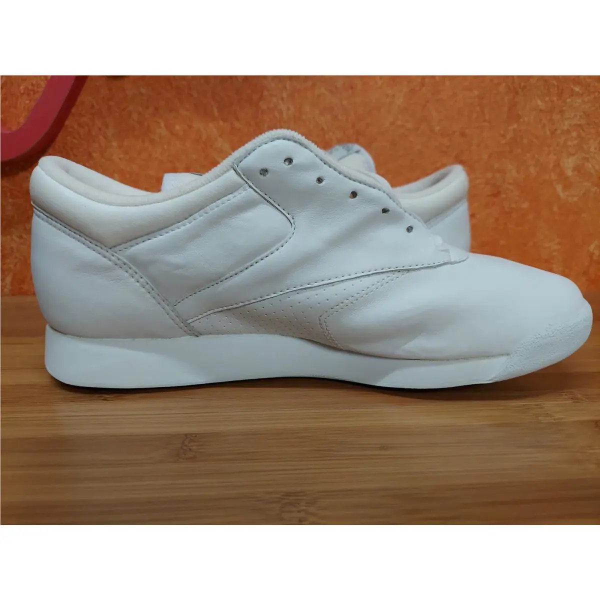 Reebok shoes - See Description - See Description - Reebok 2-7901 - White 3