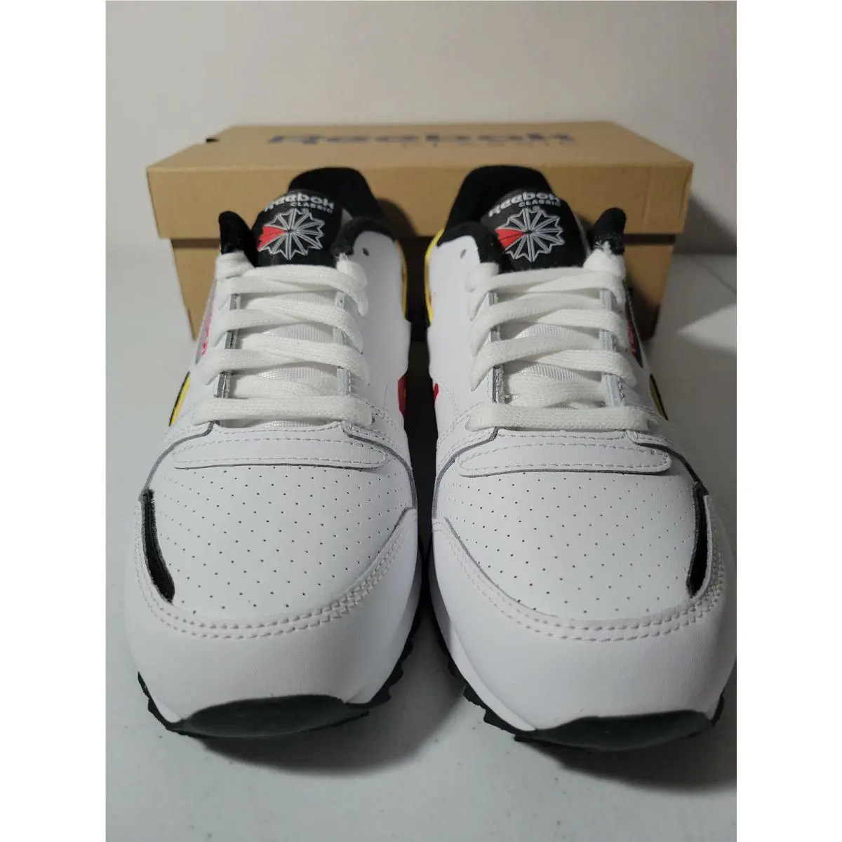 Reebok shoes - Sneakers Shoes - Sneakers Shoes - White (UPC: 192613403160) 0