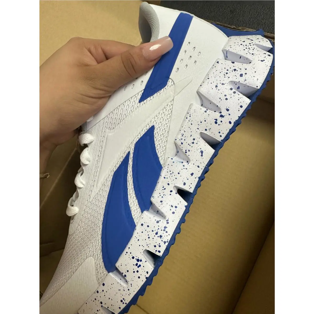 Reebok shoes - White 1